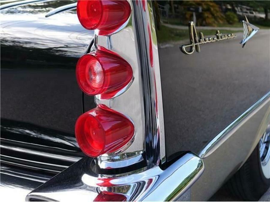 Детали экстерьера DeSoto Adventurer Convertible (S-26A) 1957 года  (фото 14 из 22)